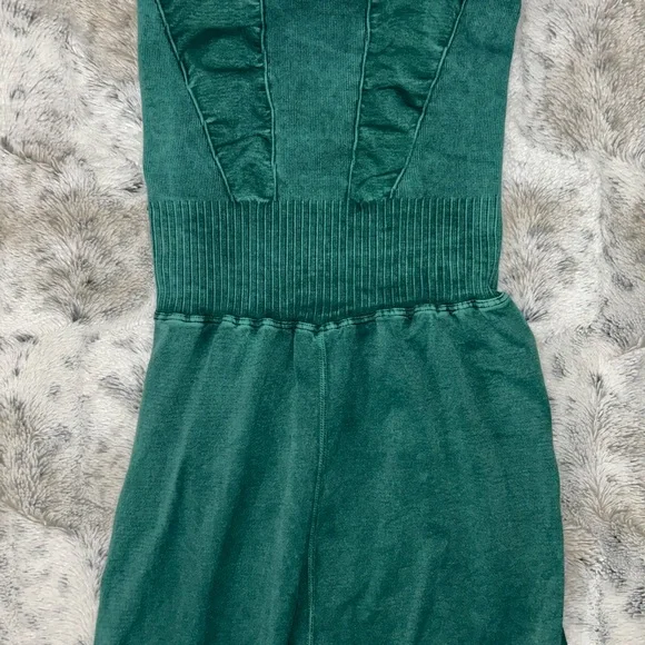 🆕 NWOT Free People Movement | Good Karma Flared Onesie | Ivy Green - Picture 8 of 15
